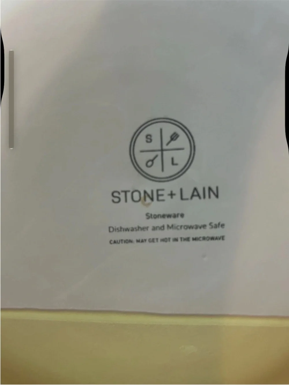 4 STONE + LANE Lizzy Stoneware Dinner Plates Yellow‎ White 10.75